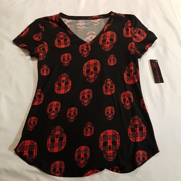 No Boundaries women's Medium or Small Skull shirt NWT super soft - Picture 1 of 3